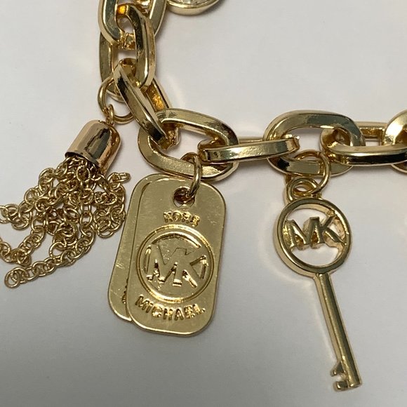 MICHAEL KORS Stainless Steel Keychain and Heart Charm Chain Link Bracelet - Picture 7 of 9